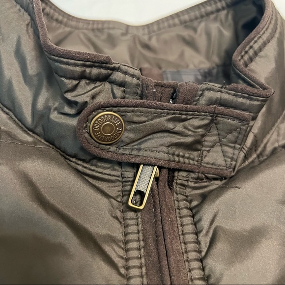 Slim Fit Vest - Picture 2 of 6